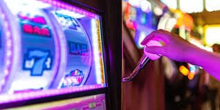 Slots ဂိမ်း maxwim